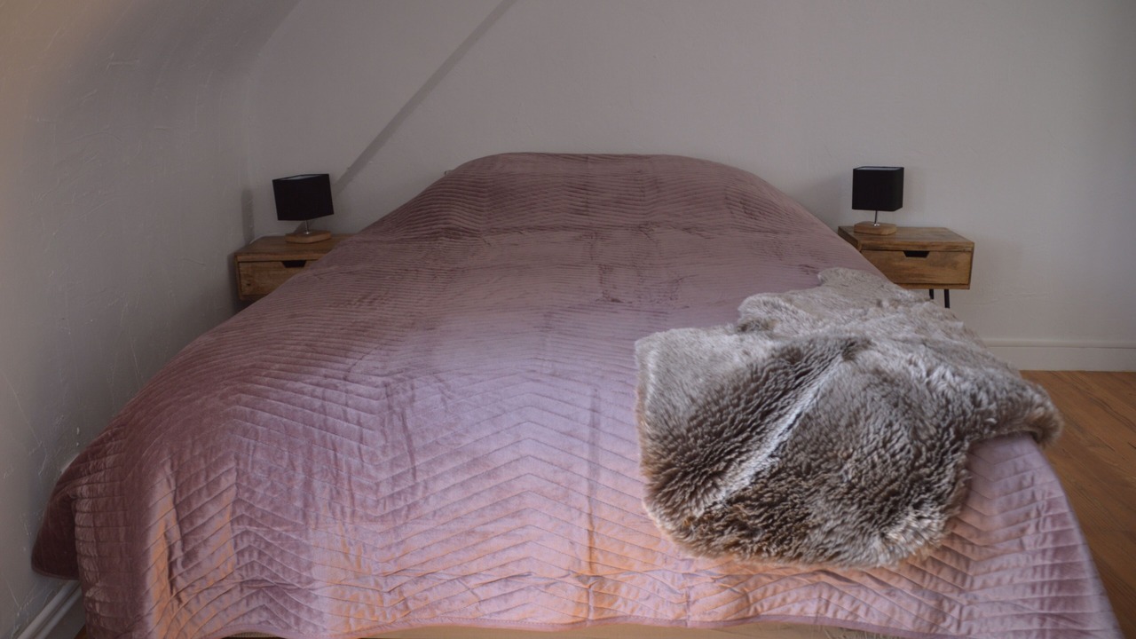 Photo of Bedroom in Gap