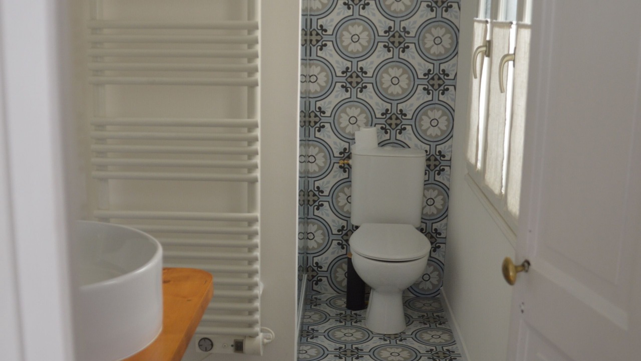 Photo of Bathroom in Gap