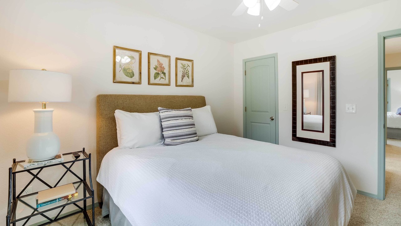 Photo of Bedroom in Cherry Street