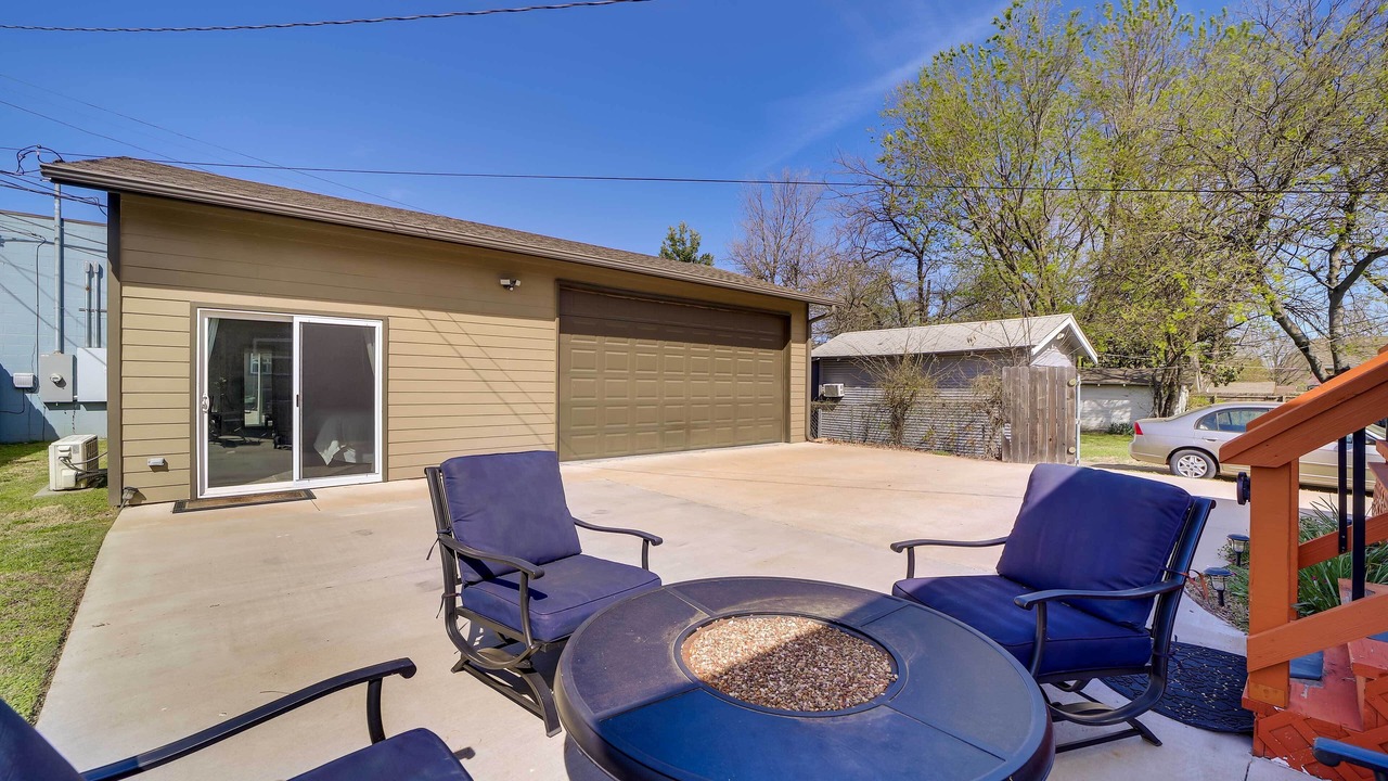Photo of Outdoor in Cherry Street