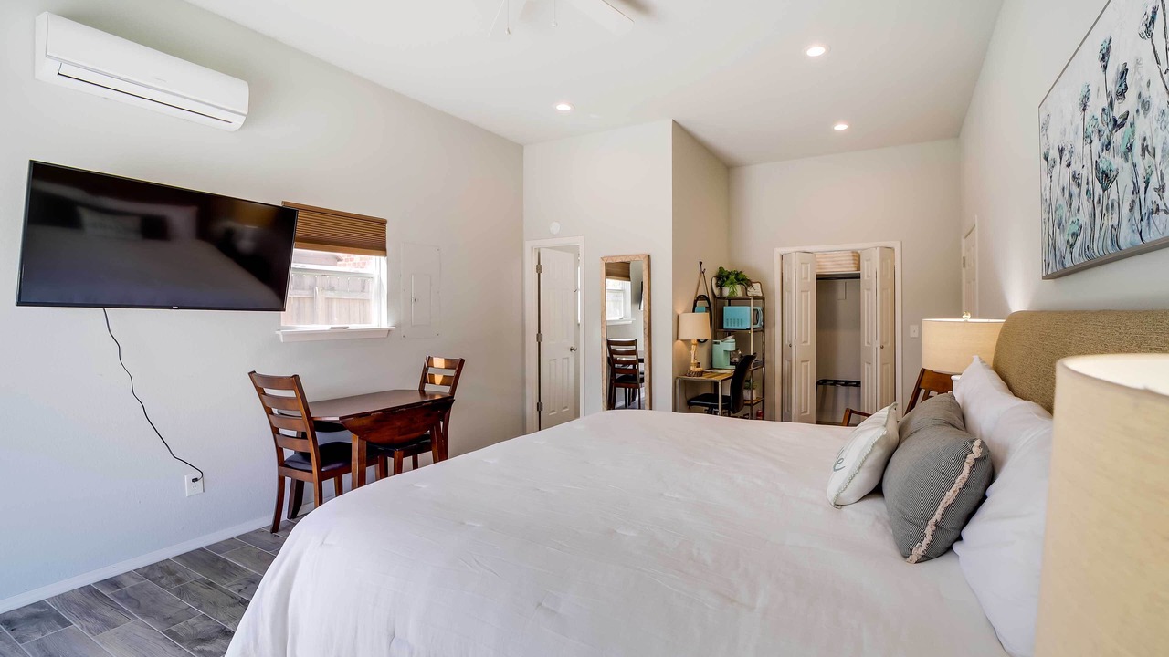 Photo of Bedroom in Cherry Street