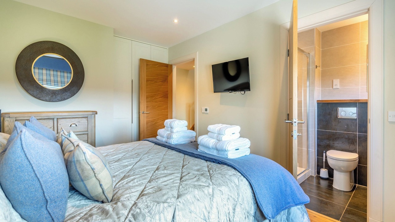 Photo of Others in Linlithgow