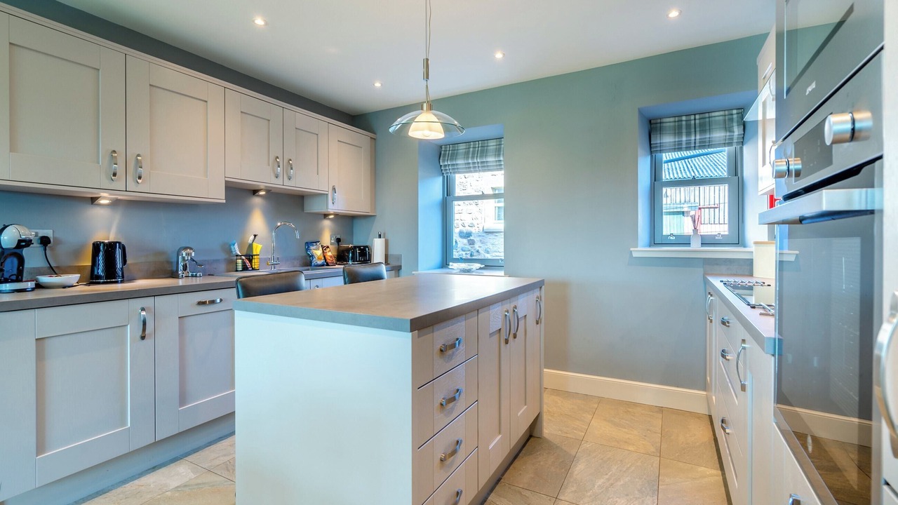 Photo of Others in Linlithgow