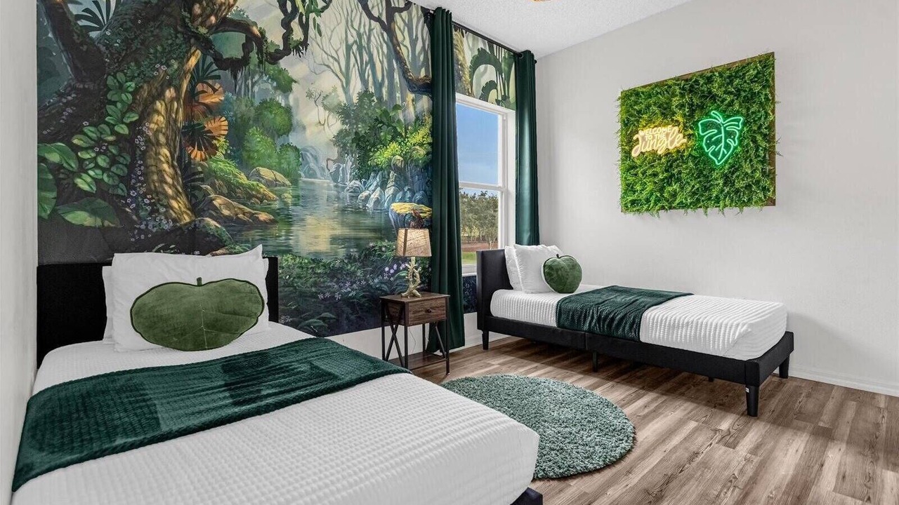 Photo of Bedroom in Crescent Lakes