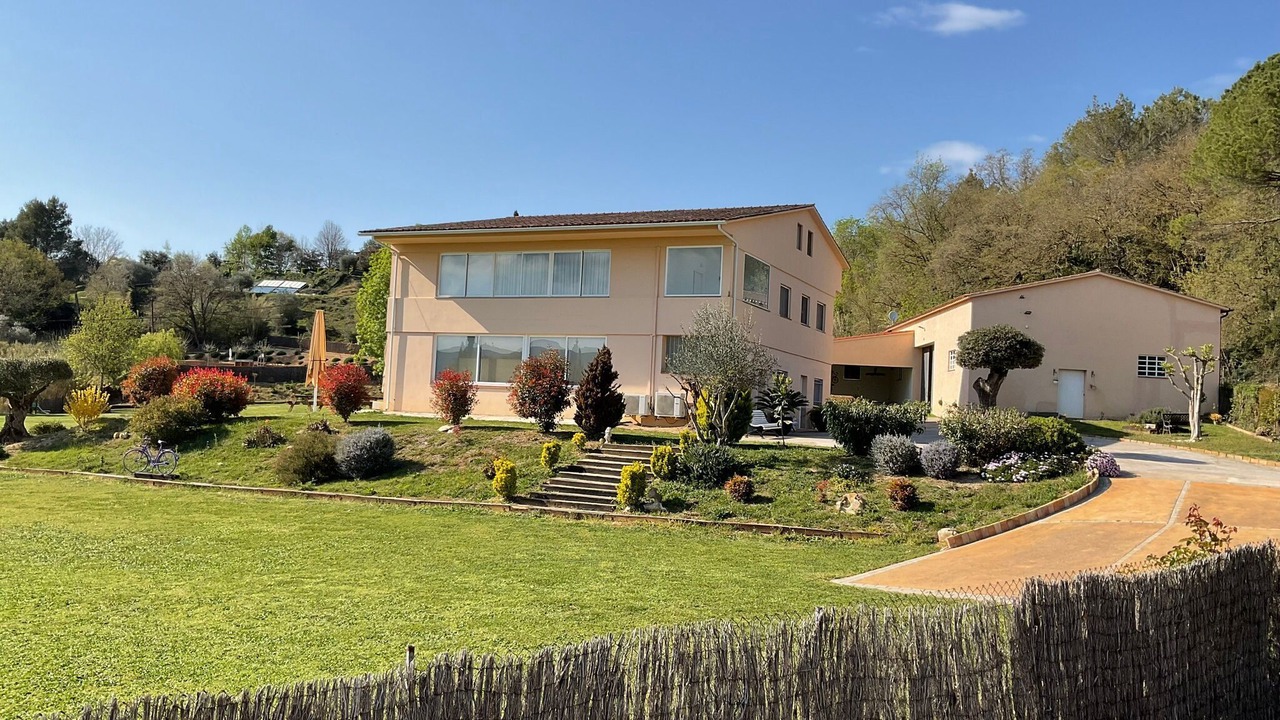 Photo of Outdoor in Usall