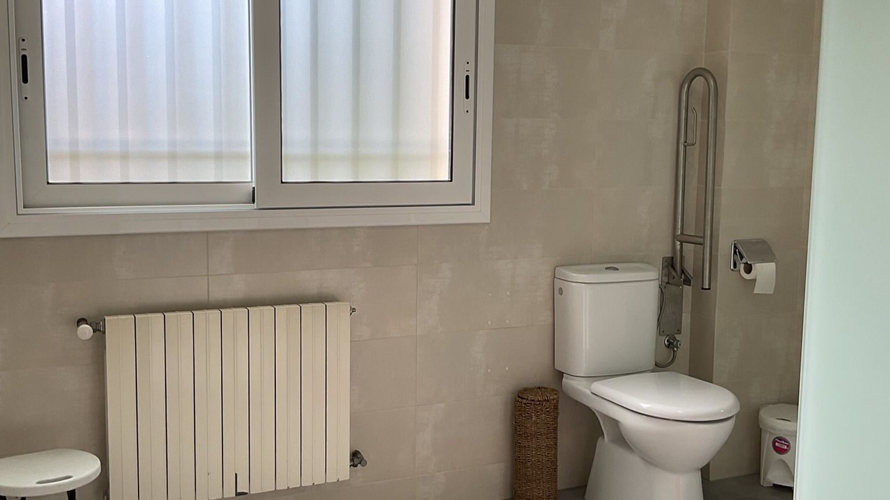 Photo of Bathroom in Usall