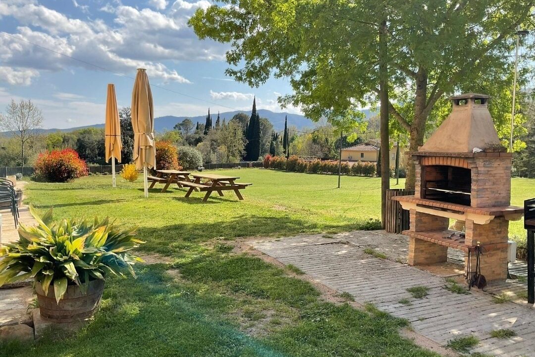 Photo of Outdoor in Usall