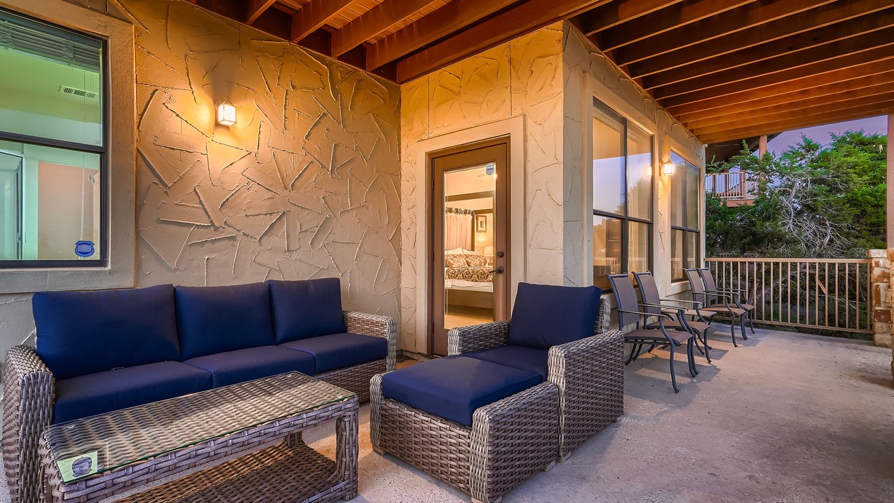Photo of Patio Balcony in Jonestown
