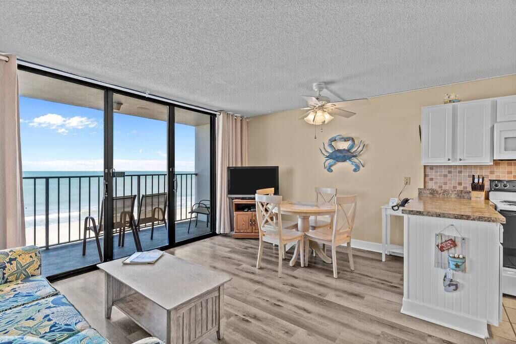 Photo of Livingroom in Wilmington Beach