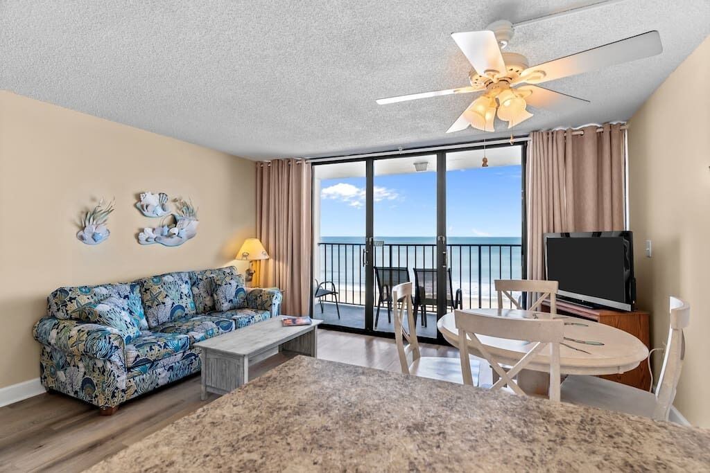 Photo of Livingroom in Wilmington Beach