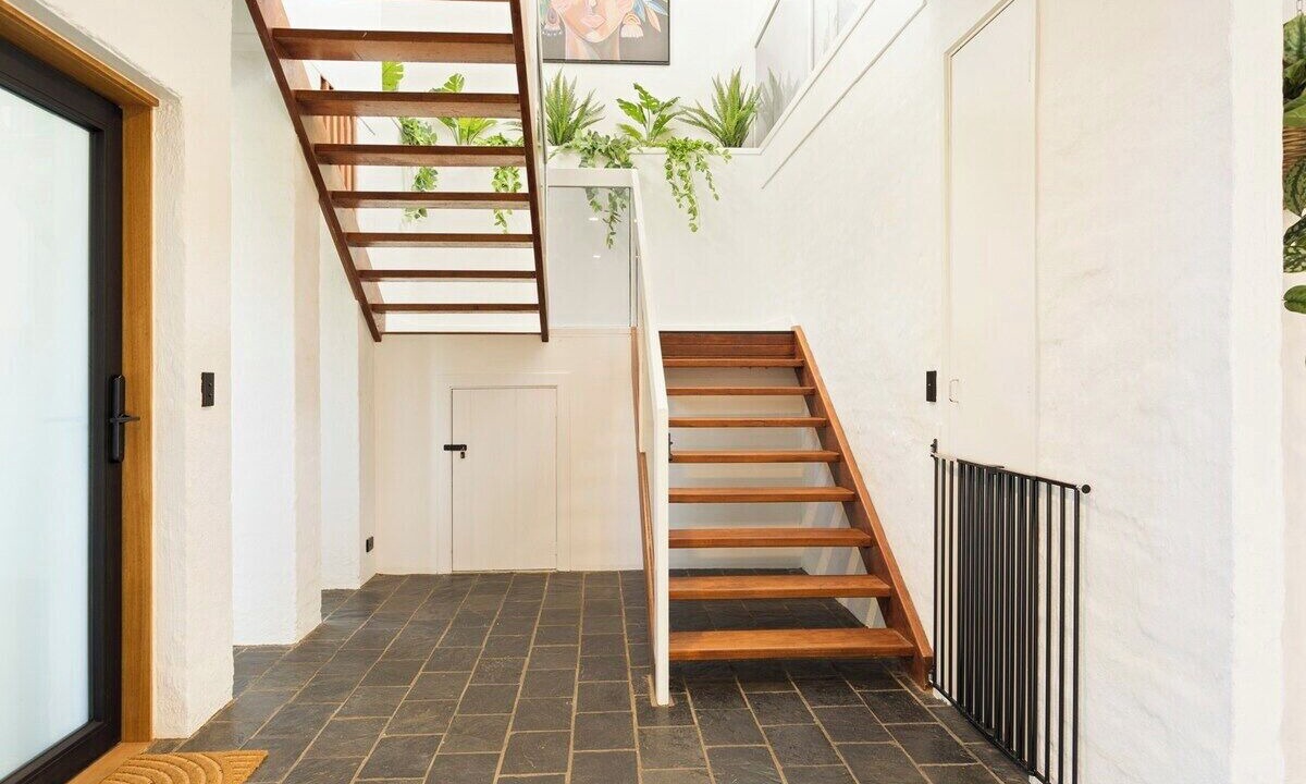 Photo of Others in Rhyll