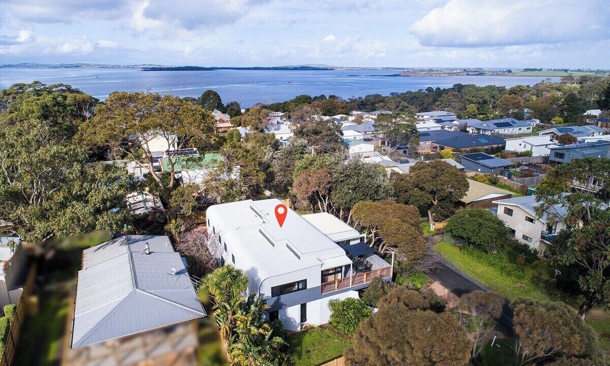 Photo of Others in Rhyll