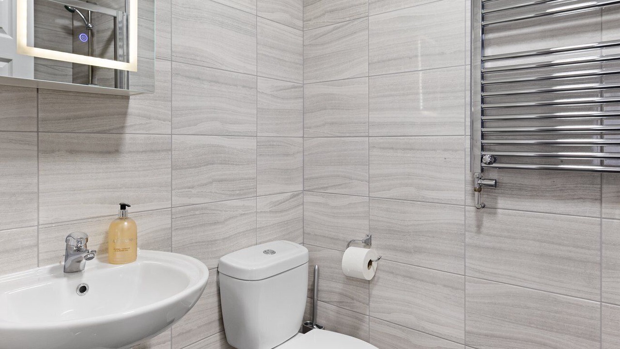 Photo of Bathroom in Hale