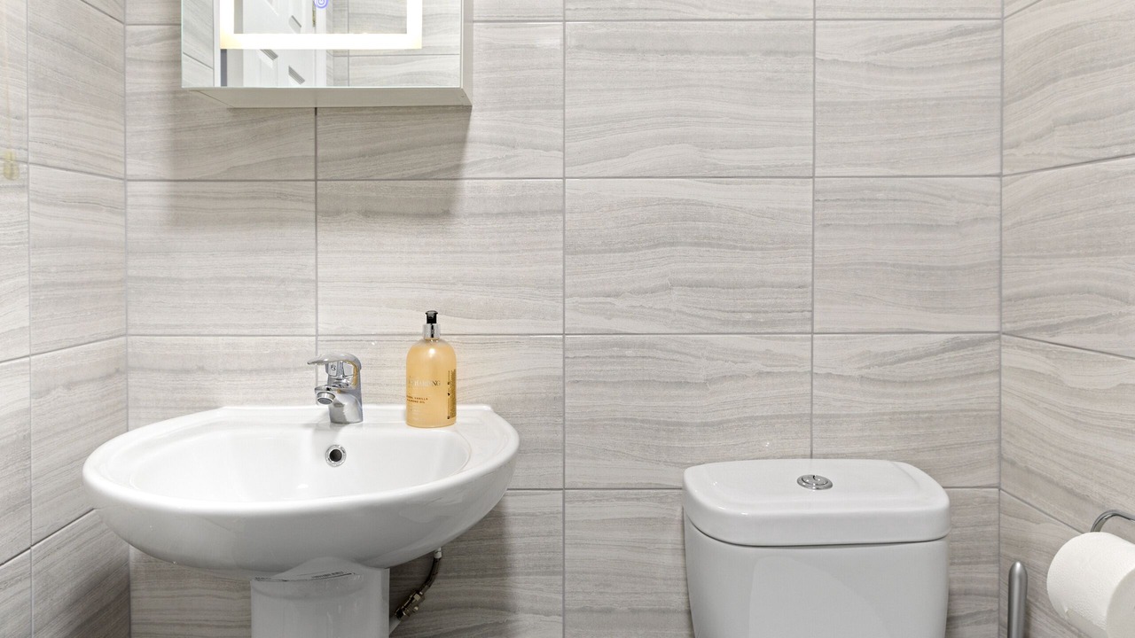 Photo of Bathroom in Hale