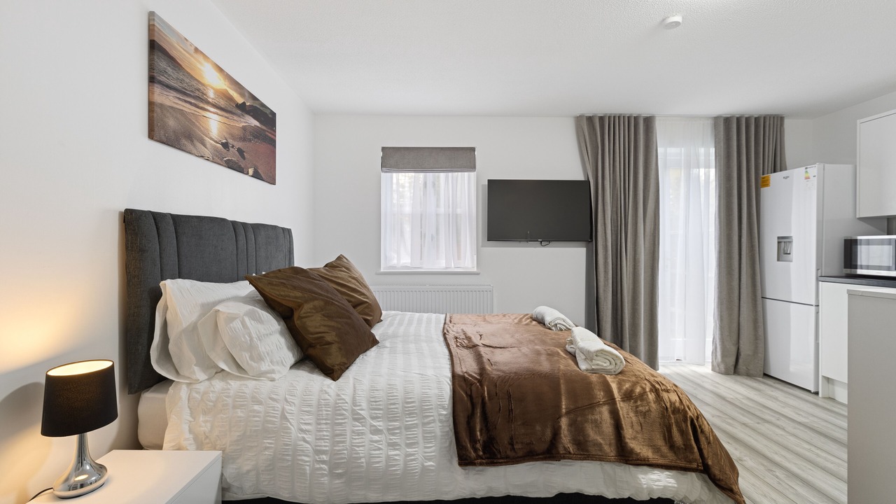 Photo of Bedroom in Hale