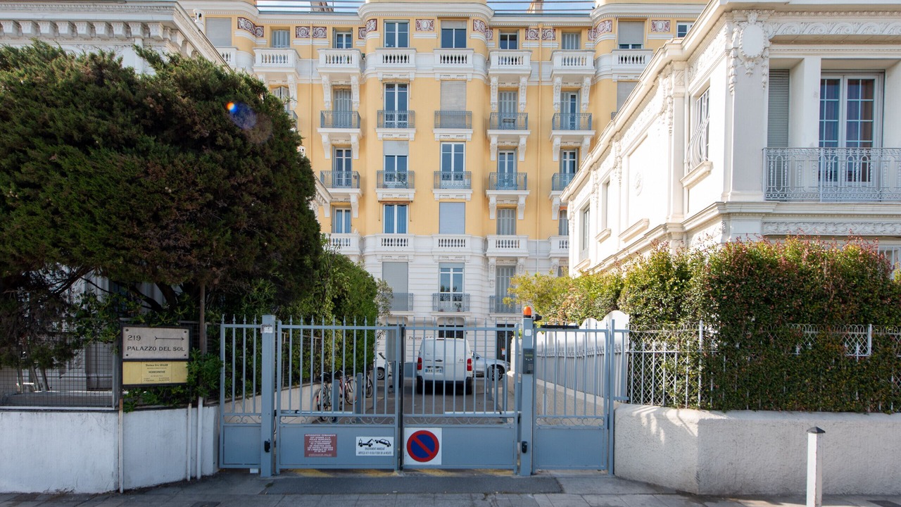 Photo of Others in Fabron