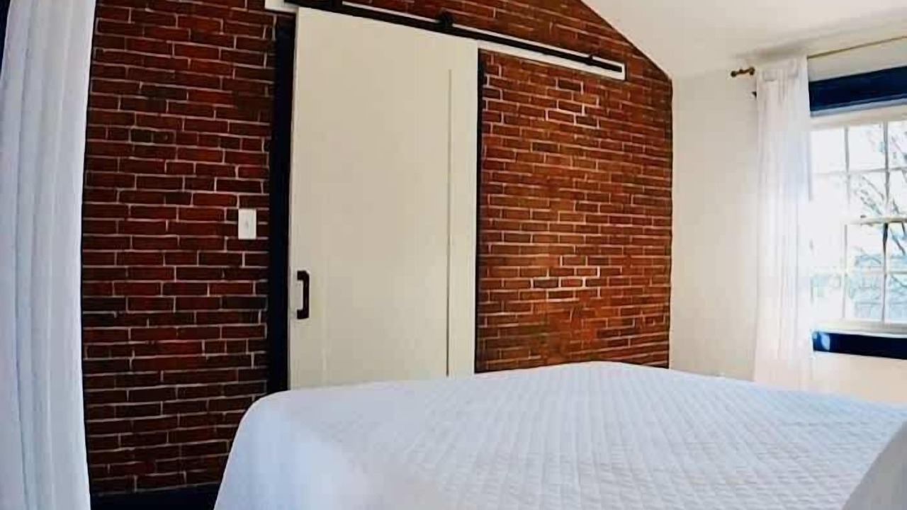 Photo of Bedroom in West End