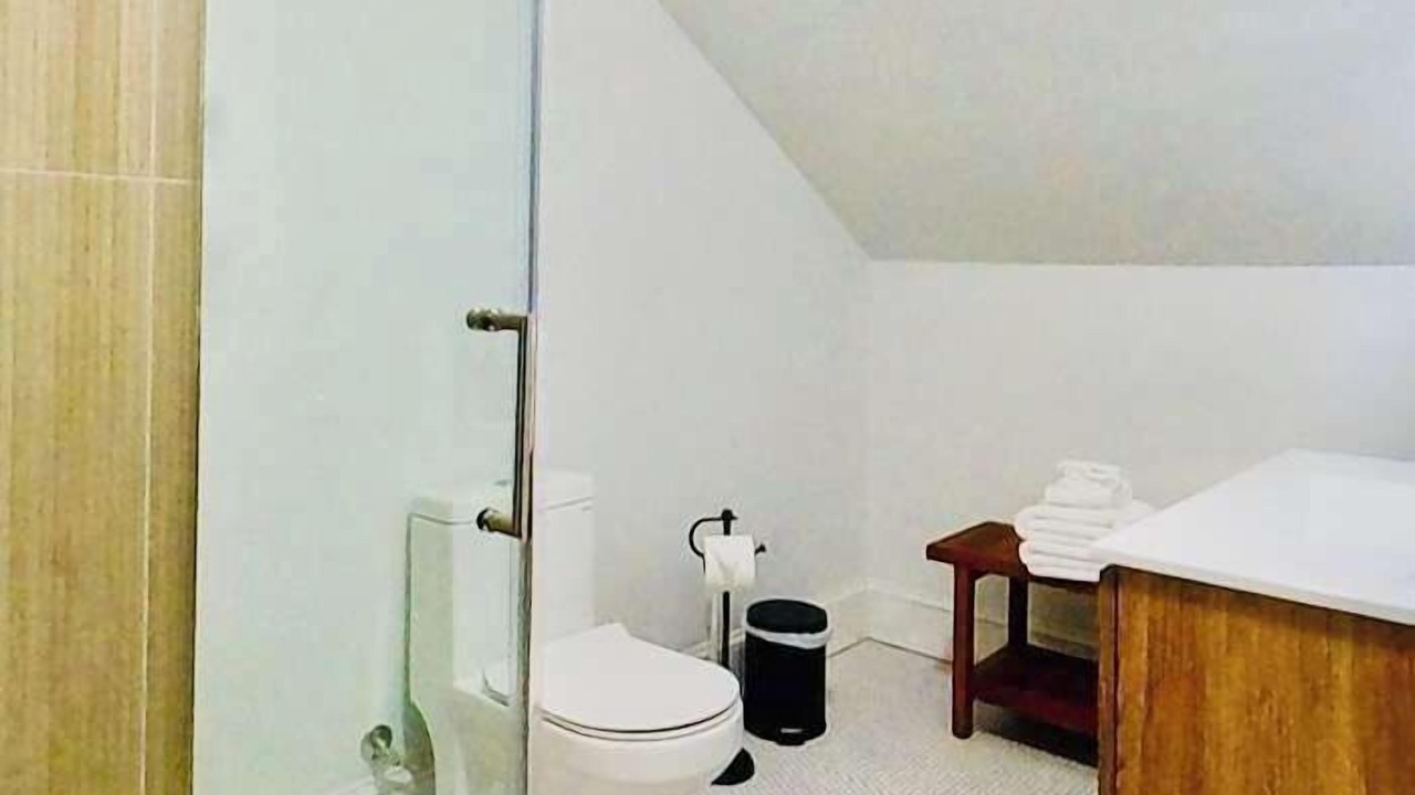 Photo of Bathroom in West End