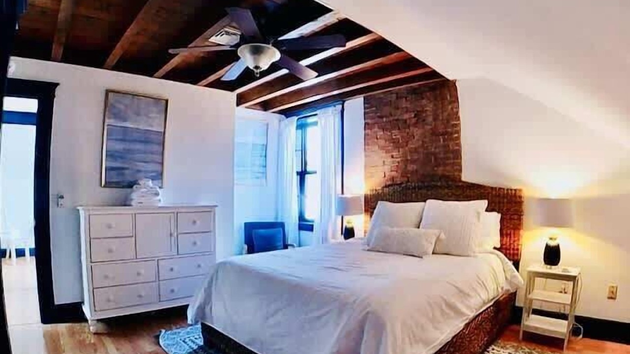 Photo of Others in West End