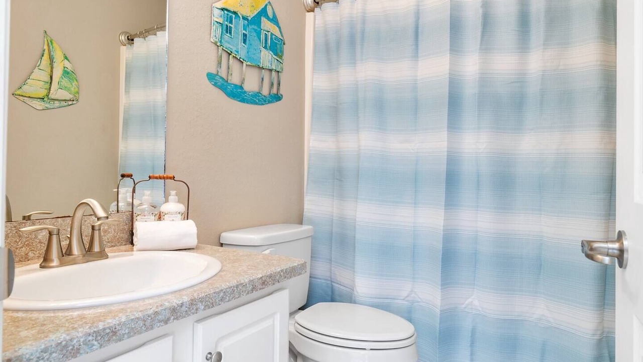 Photo of Bathroom in Mariner