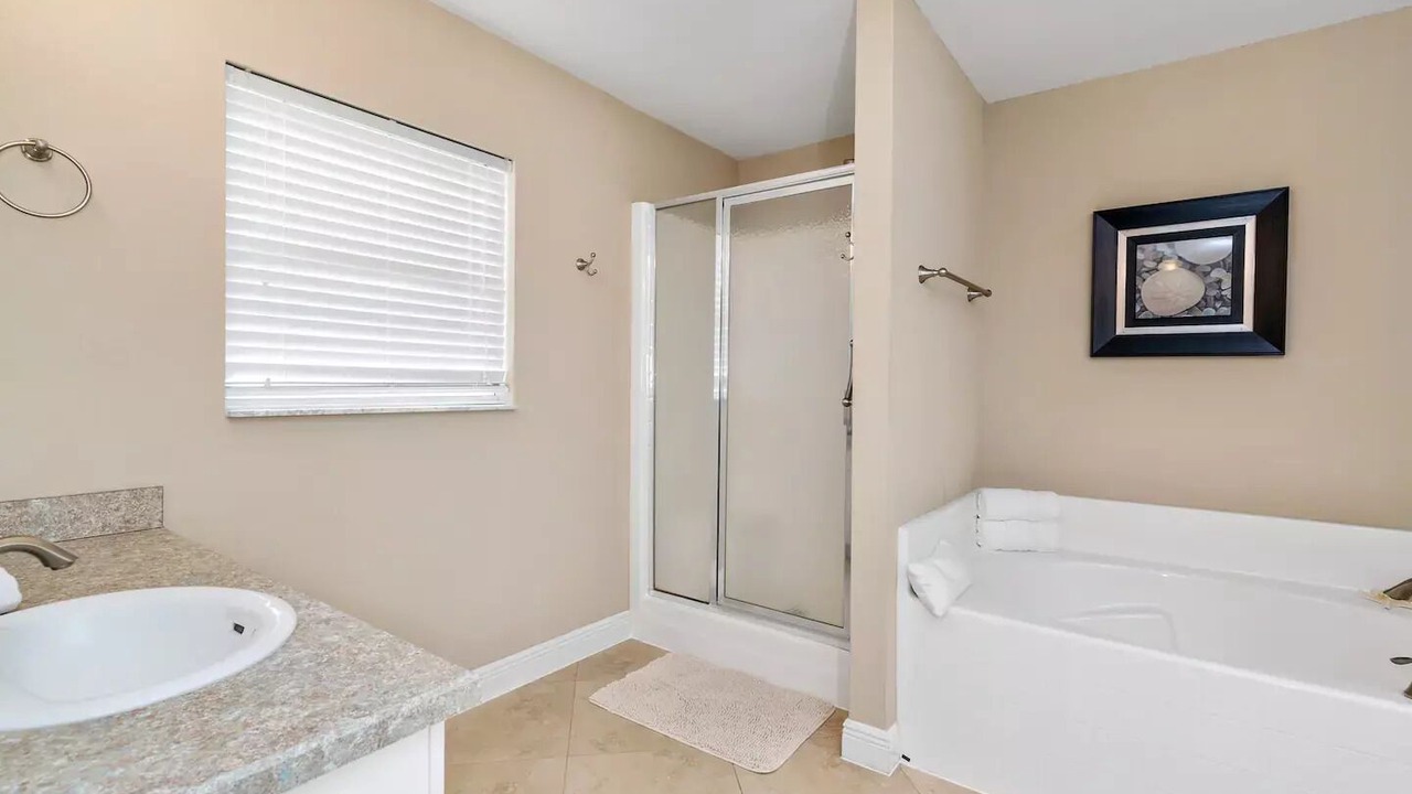 Photo of Bathroom in Mariner