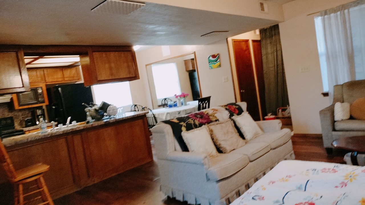 Photo of Livingroom in Lawton