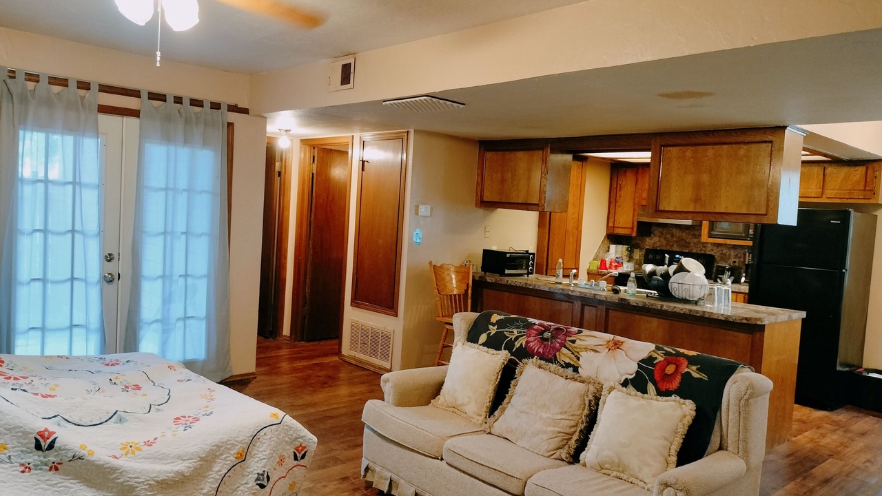 Photo of Bedroom in Lawton