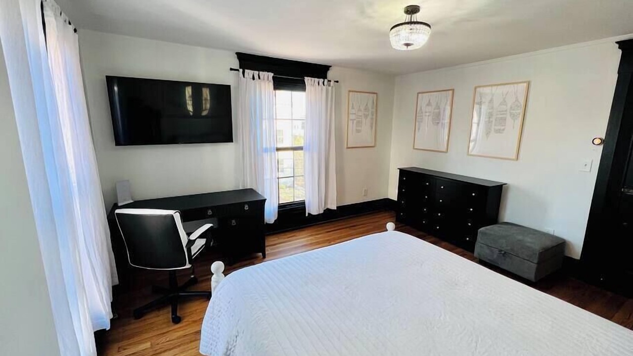 Photo of Bedroom in West End