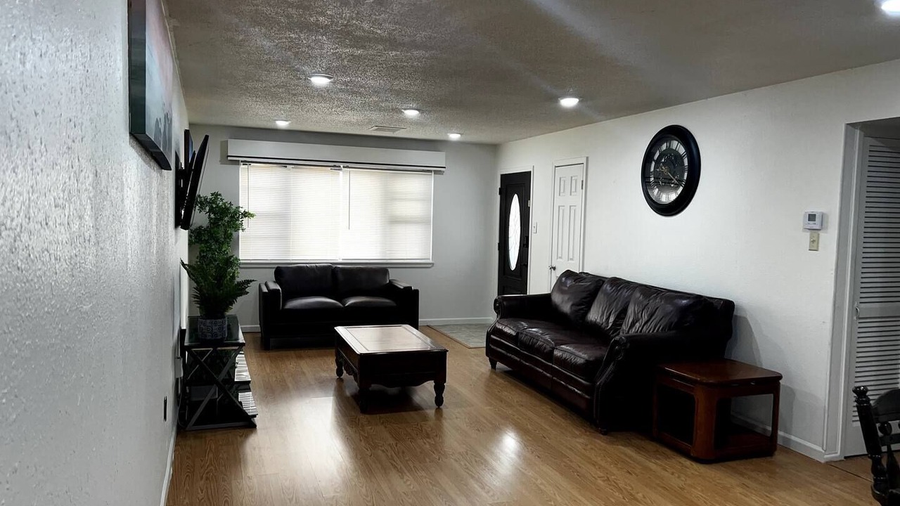 Photo of Livingroom in Odessa