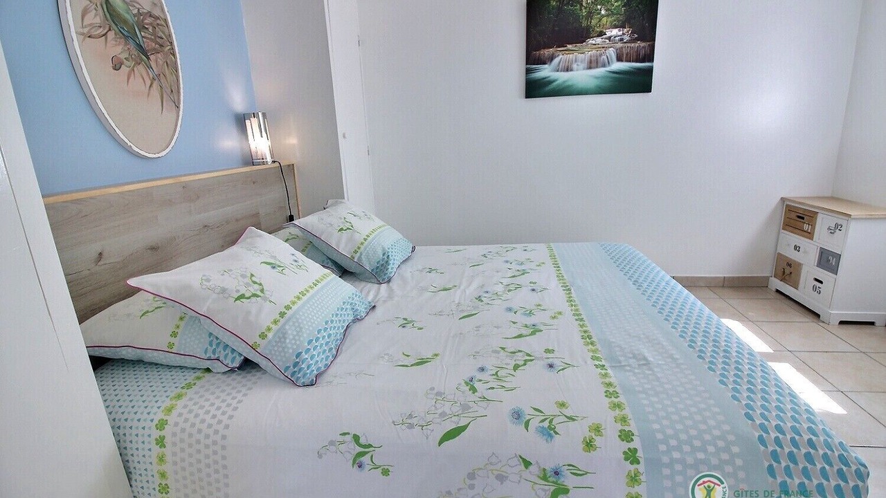 Photo of Bedroom in Lantic