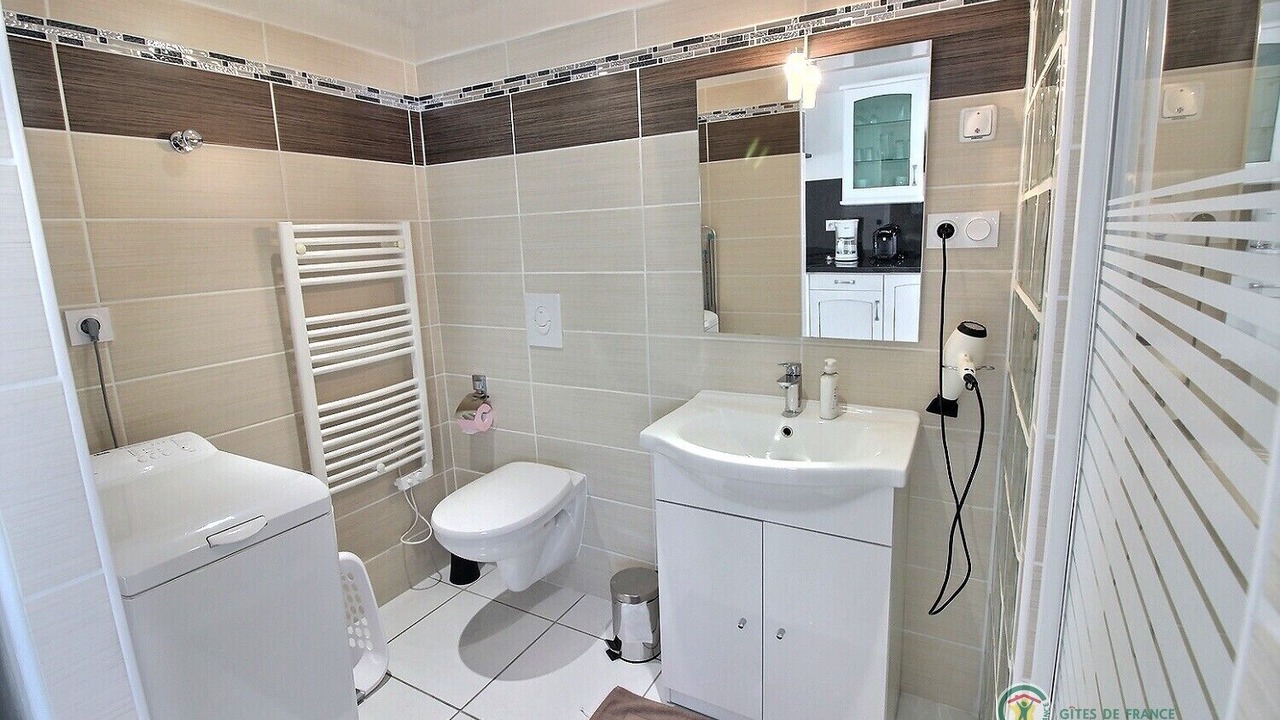 Photo of Bathroom in Lantic