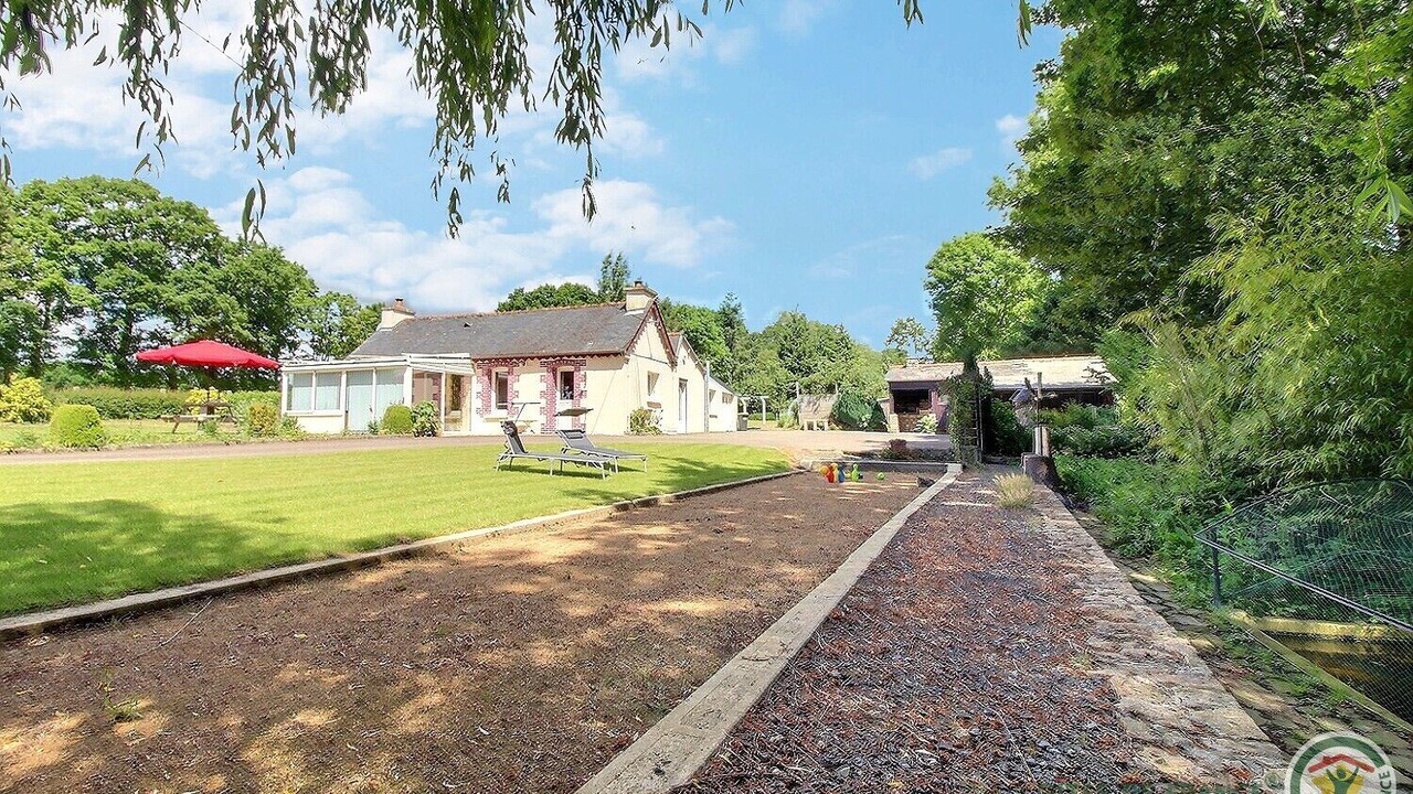 Photo of Outdoor in Gausson