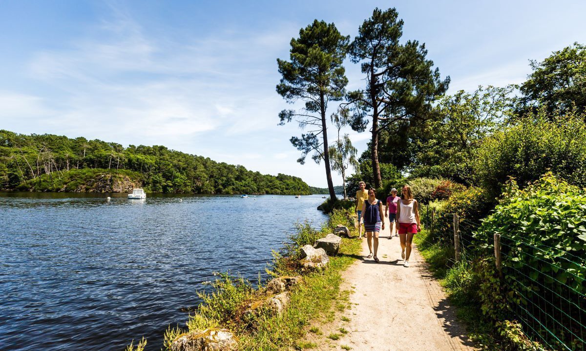 Photo of Outdoor in Gausson