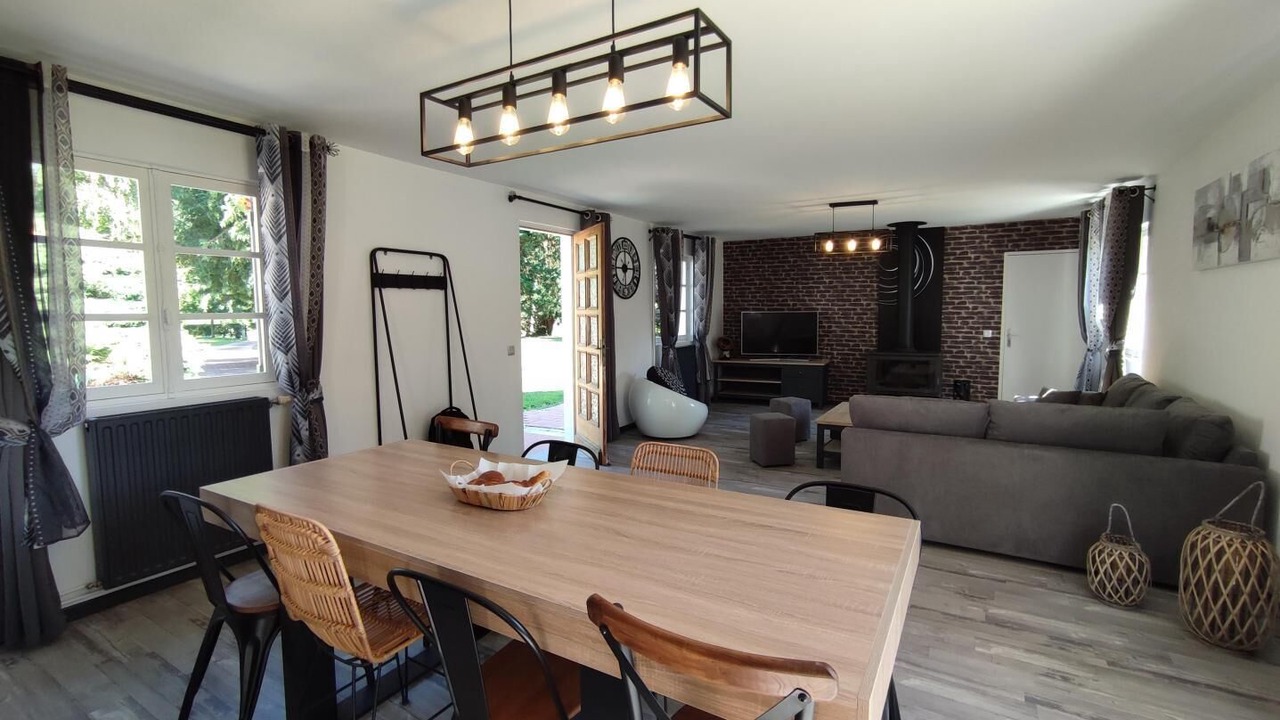 Photo of Others in Longroy