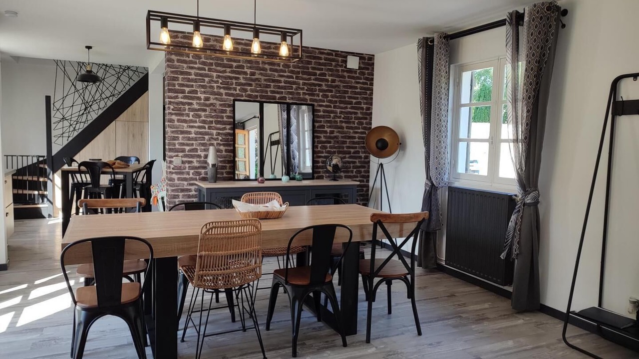 Photo of Others in Longroy