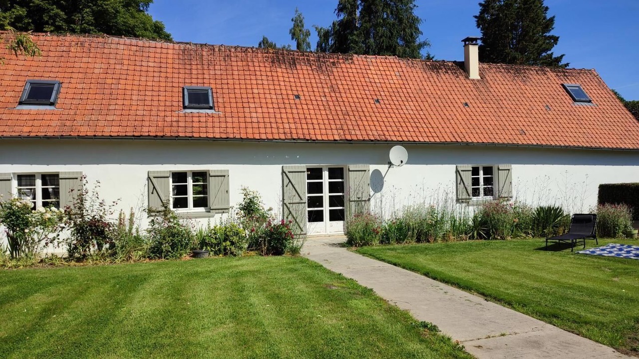 Photo of Outdoor in Longroy