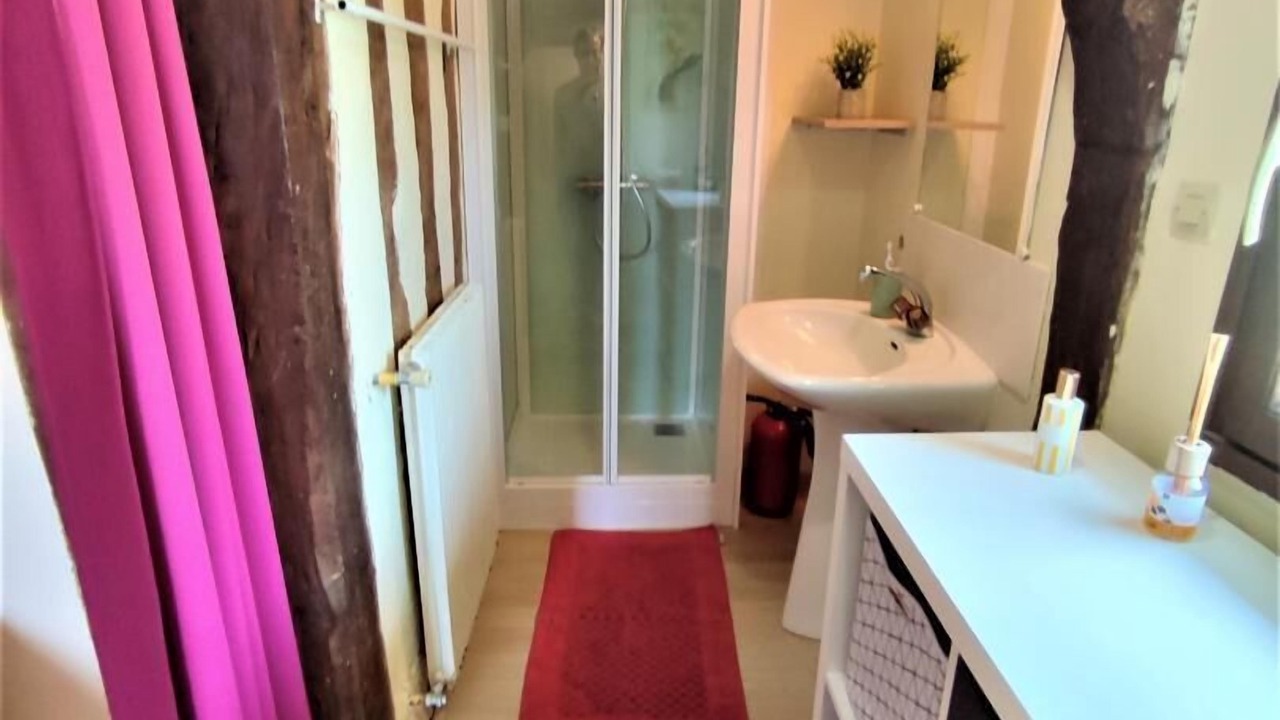Photo of Bathroom in Vergetot