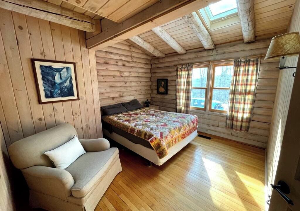 Photo of Bedroom in Tyringham