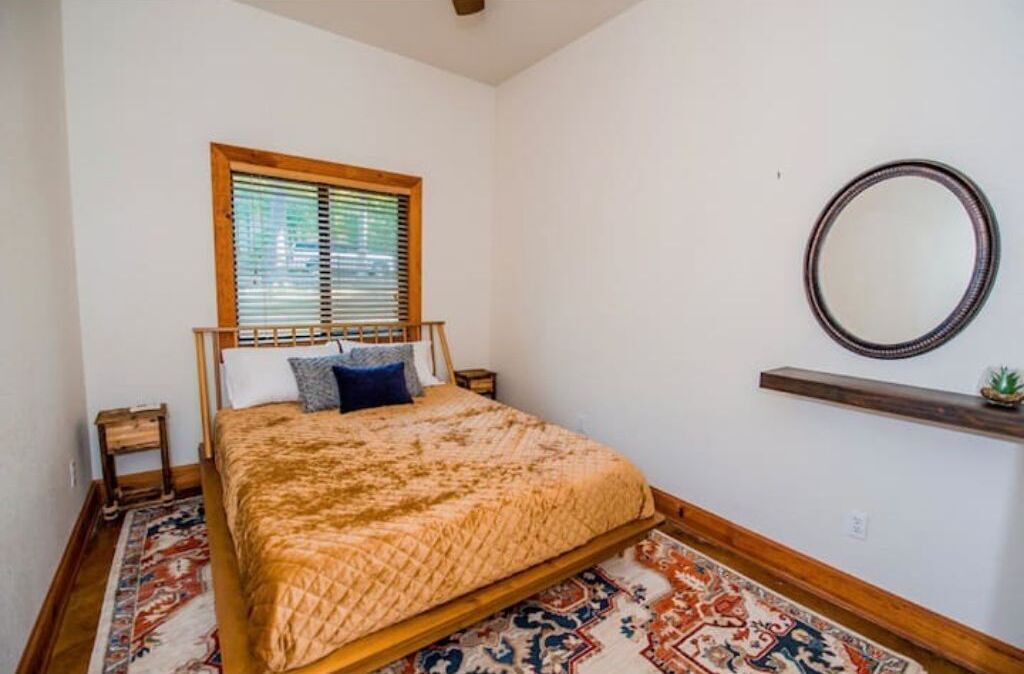 Photo of Bedroom in Carolyn Estates