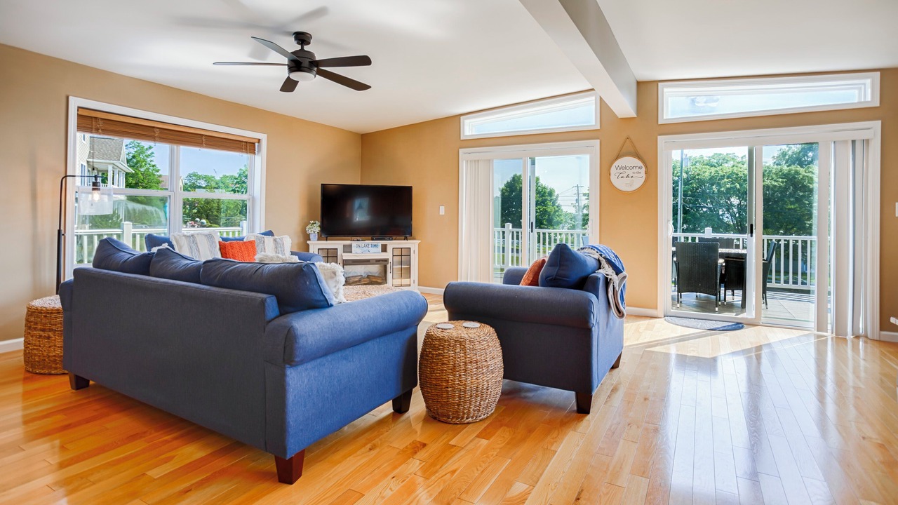 Photo of Livingroom in Romulus