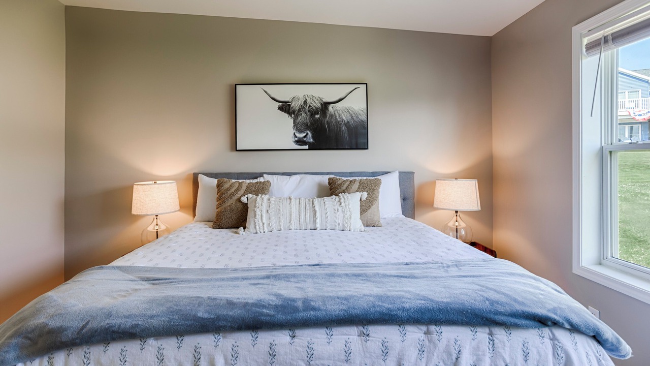 Photo of Bedroom in Romulus