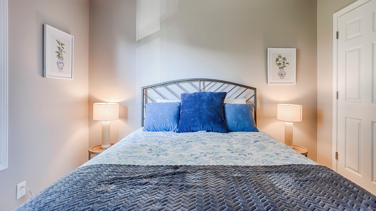 Photo of Bedroom in Romulus