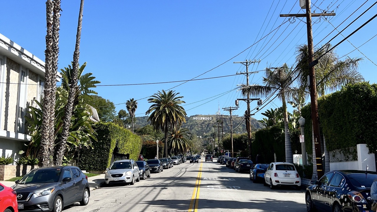 Photo of Others in Beachwood Canyon