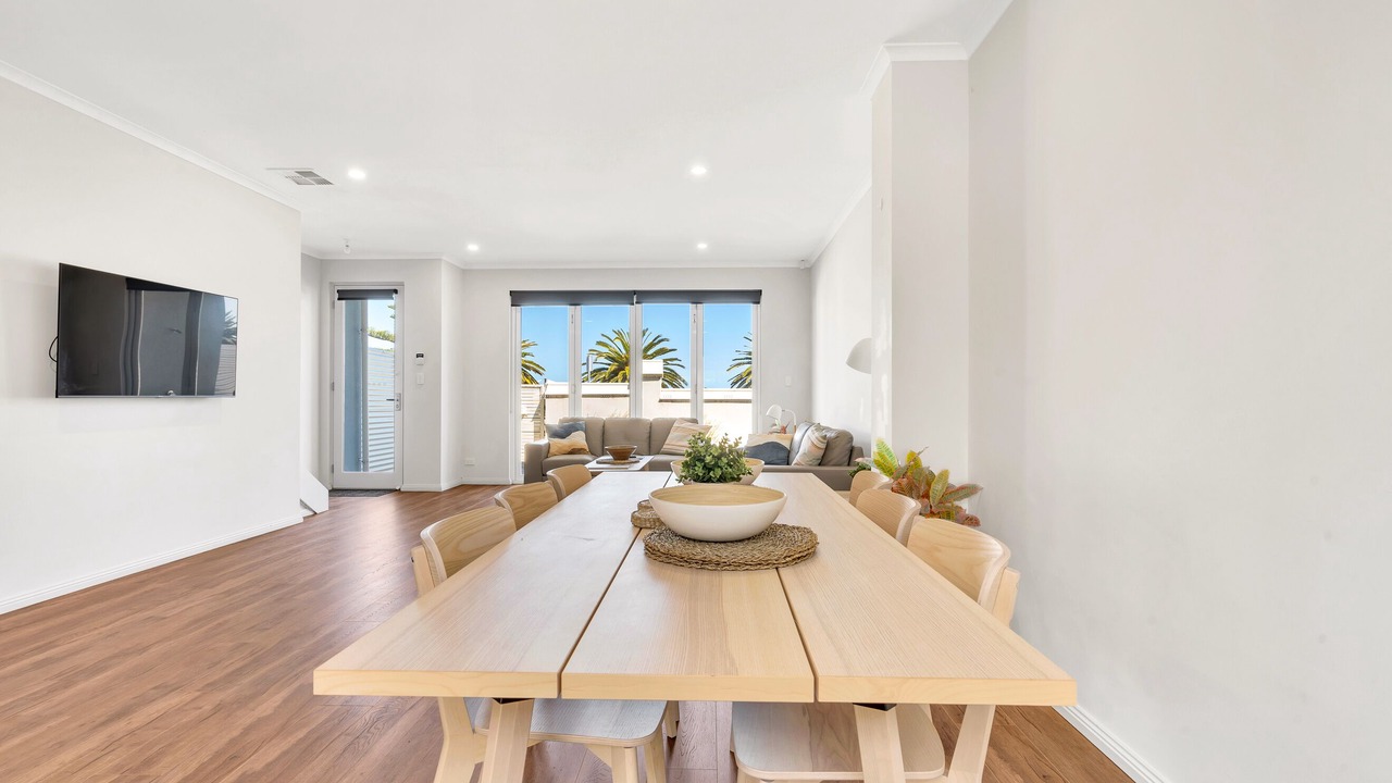 Photo of Others in Semaphore