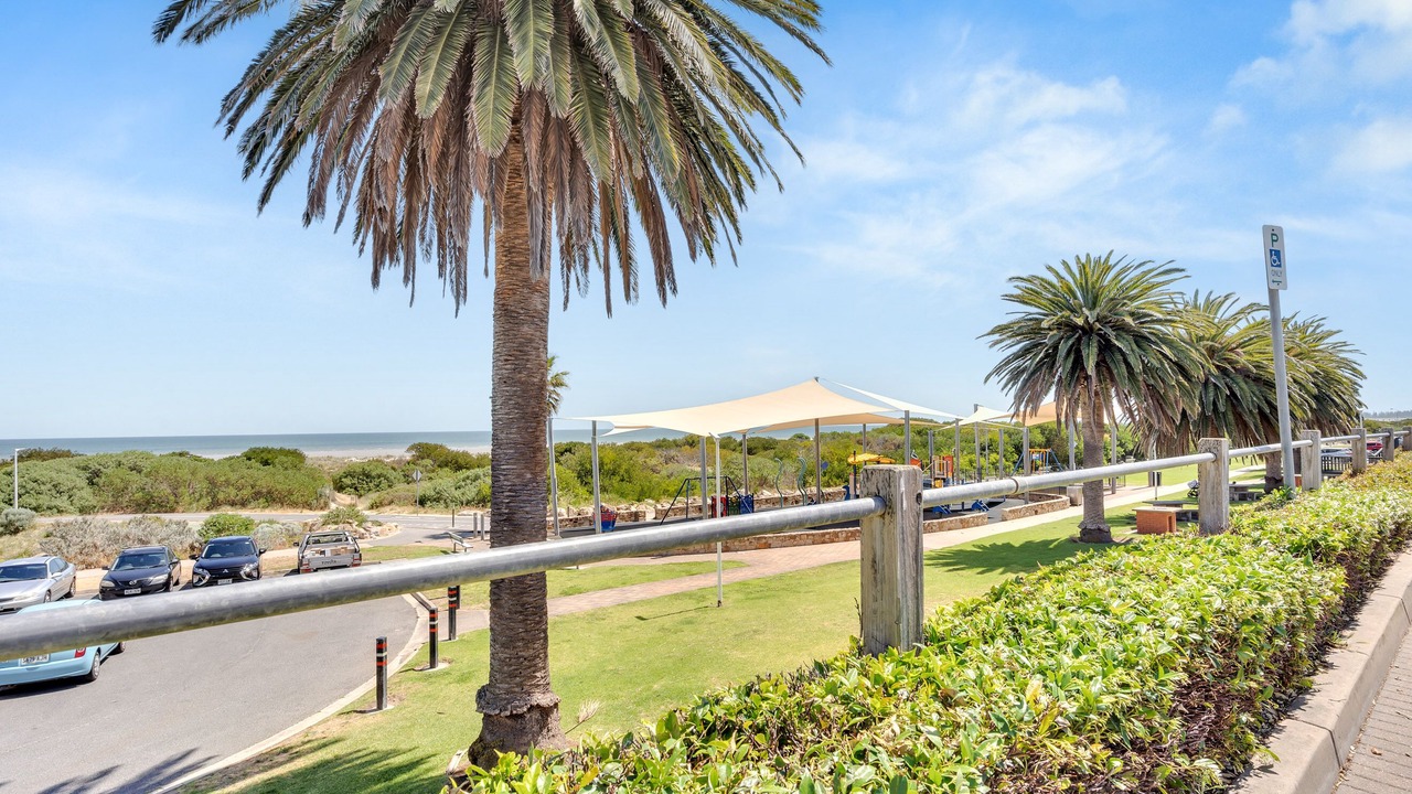 Photo of Others in Semaphore