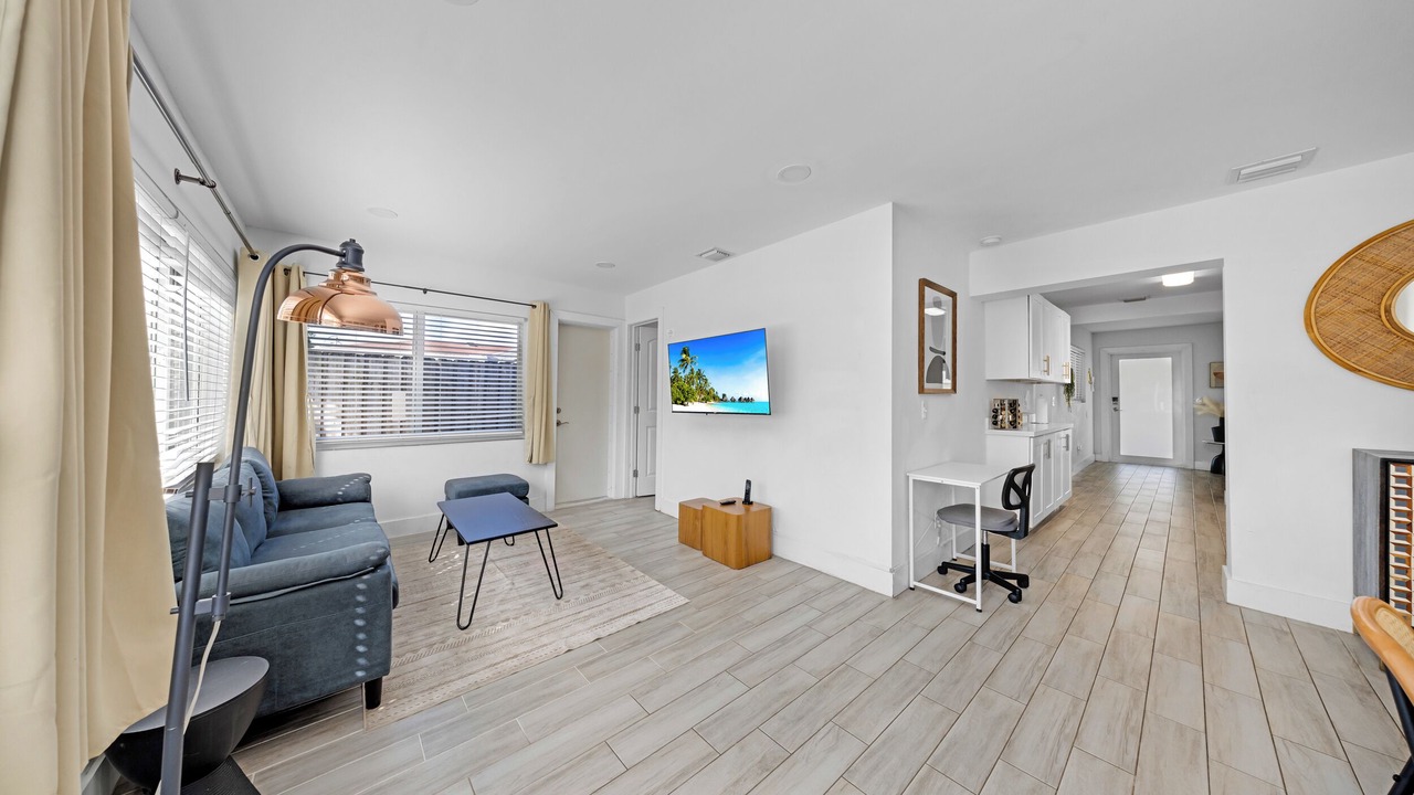 Photo of Livingroom in North Andrews Gardens