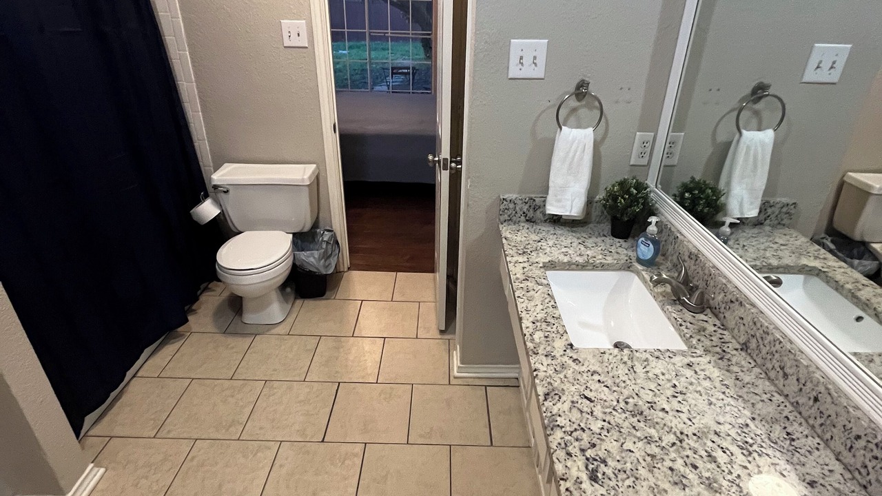 Photo of Bathroom in Frisco