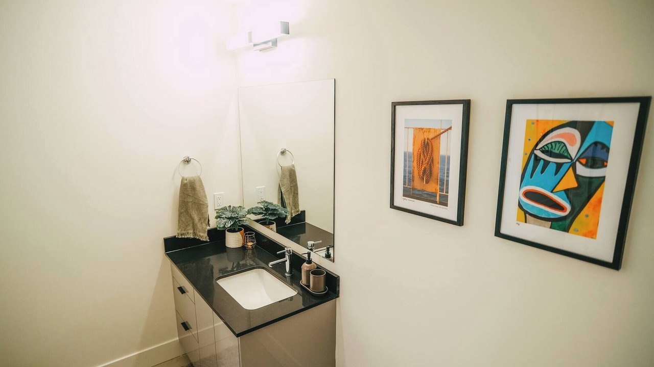 Photo of Bathroom in North End