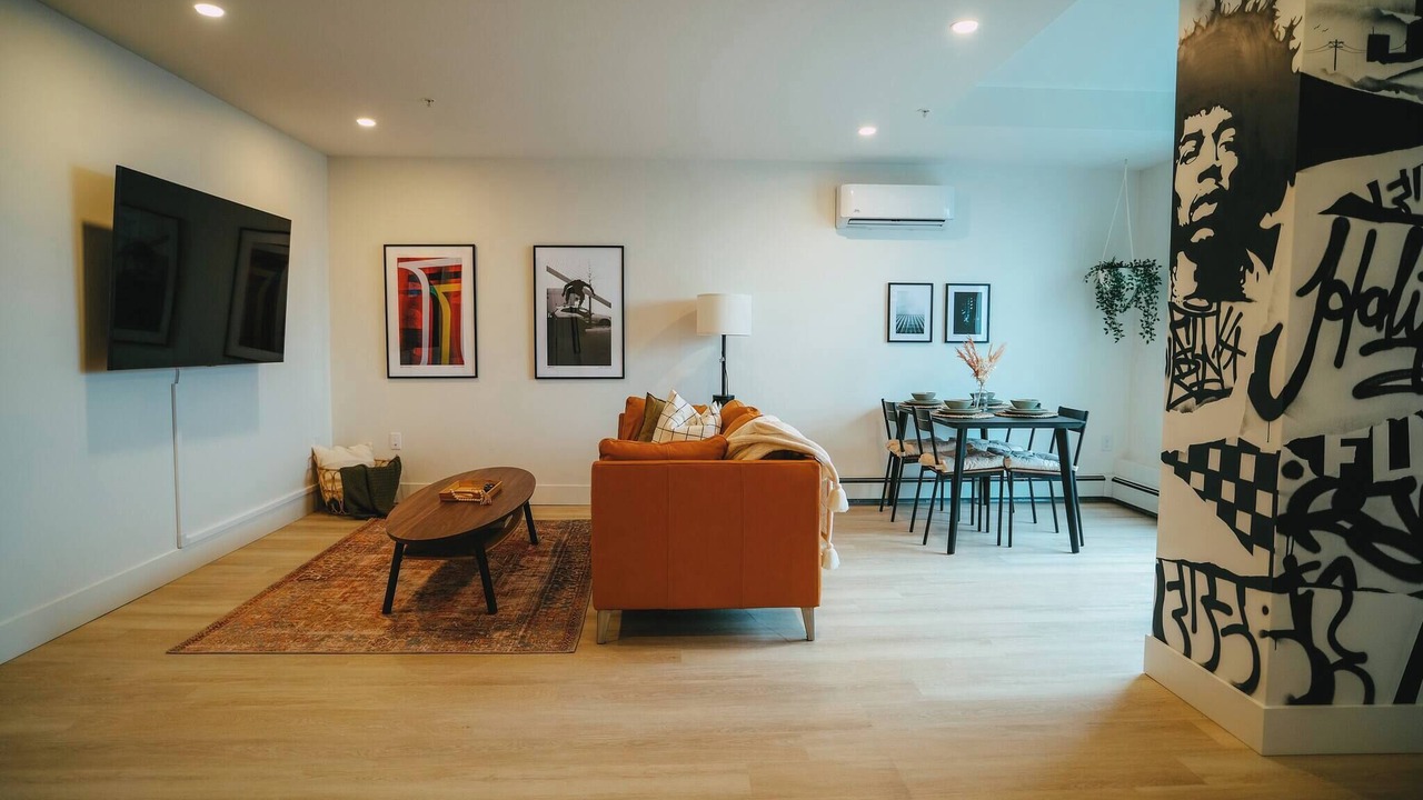 Photo of Livingroom in North End