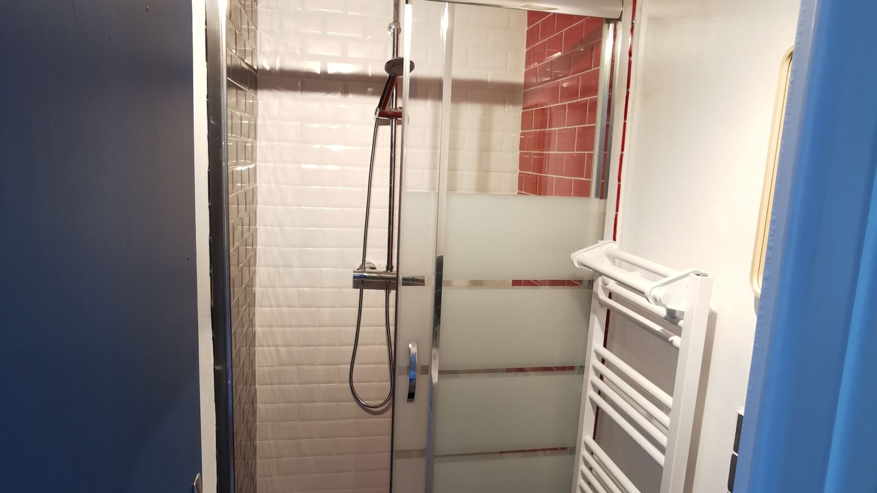 Photo of Bathroom in La Roche-sur-Yon